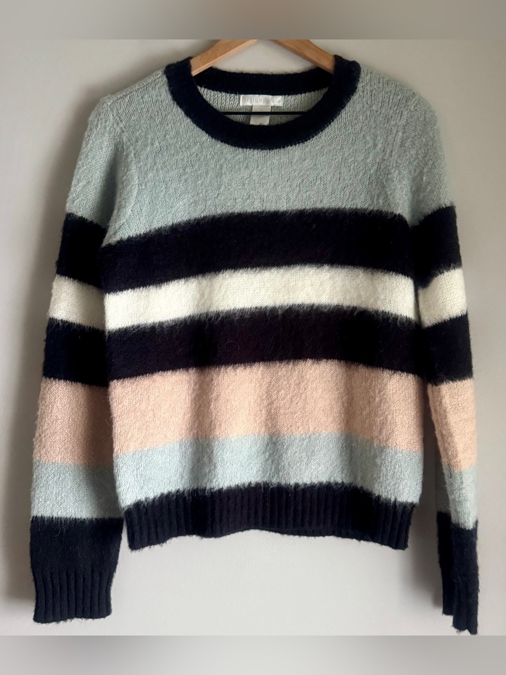 Design History Striped Fuzzy Pullover Crewneck Sweater Size Small